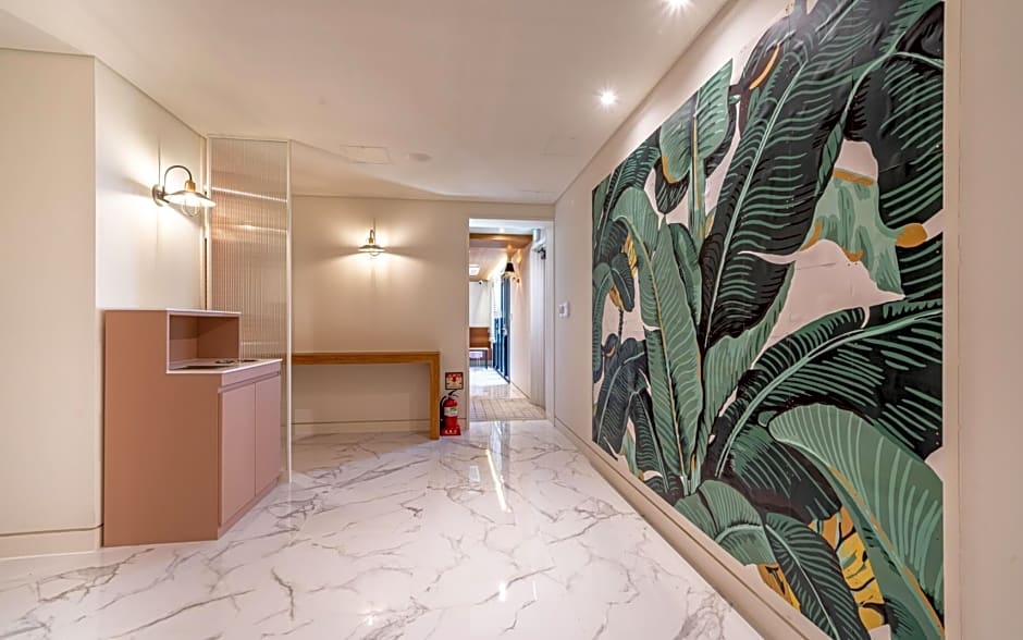 Busan Songjeong Brooks Hotel