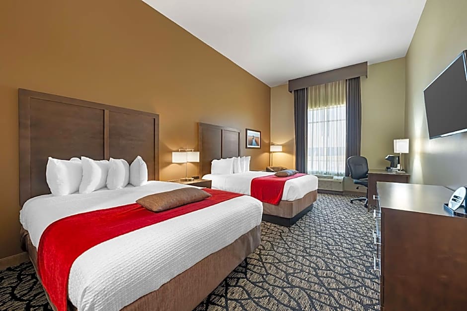 Best Western Plus Lakeview Hotel