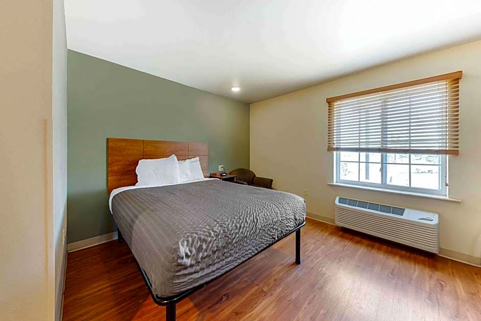 Extended Stay America Select Suites - Oklahoma City - West
