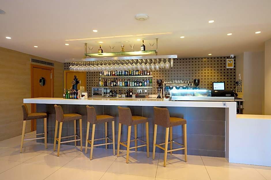 M.A. Hotel Sevilla Congresos