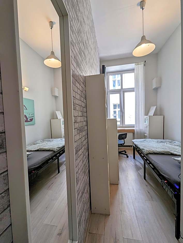 Centrum Fabryczna Rooms