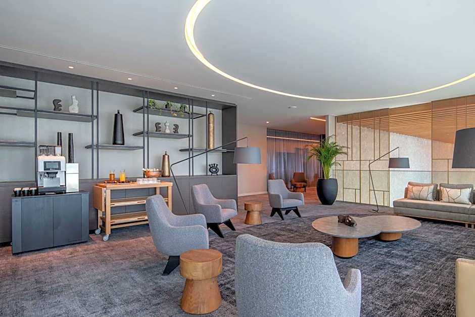 DoubleTree by Hilton Lagoa Azores