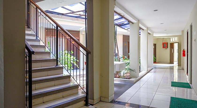 RedDoorz @ Jalan Sriwijaya Semarang