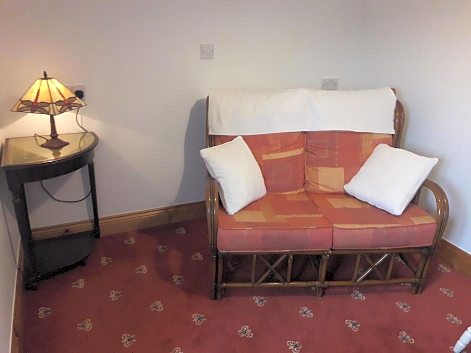 Cedar Lodge Self Catering Accommodation H91 CF9D