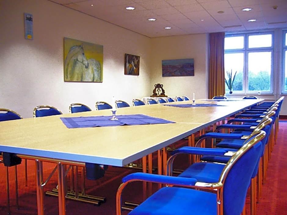 Hotel Daenischer Hof Altenholz by Tulip Inn