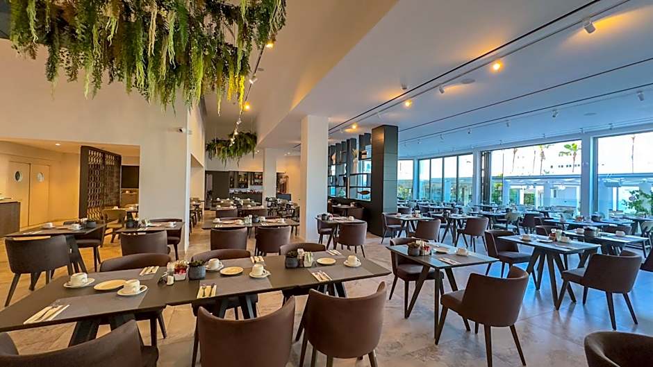 Tasia Maris Beach Hotel - Adults Only