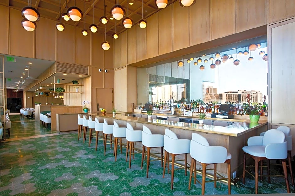 The Ritz-Carlton Residences, Waikiki Beach Hotel