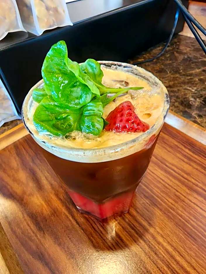 The Bedrooms Maeklong and Services Apartment