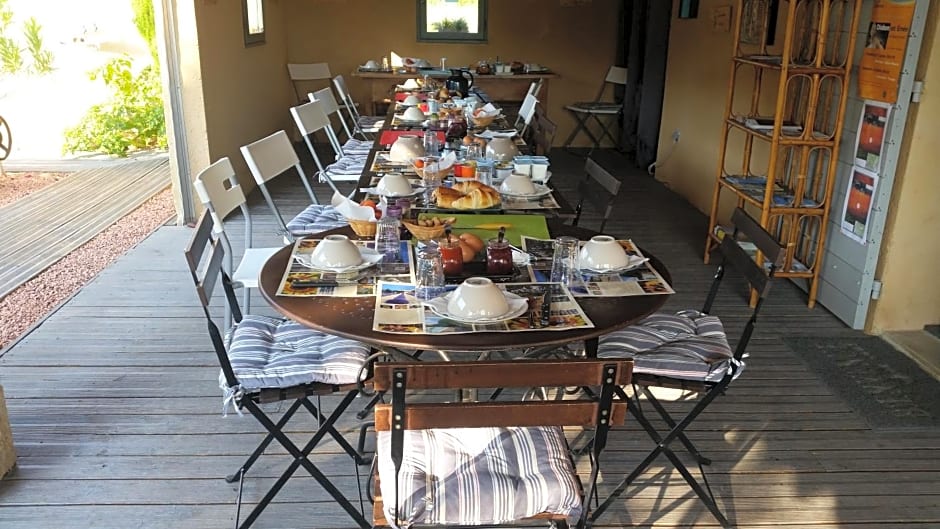 Le Jardin d'Ivana Chambres d'hôtes B&B avec Piscine chauffée