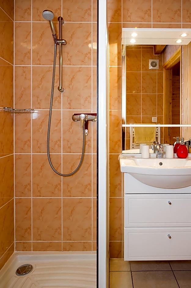 CHAMBRE d'HÔTE LA PETITE BERGERIE