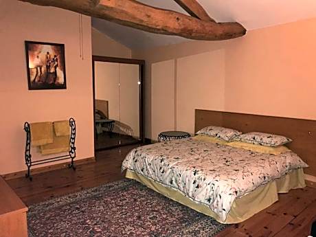 Small Double or Twin Room