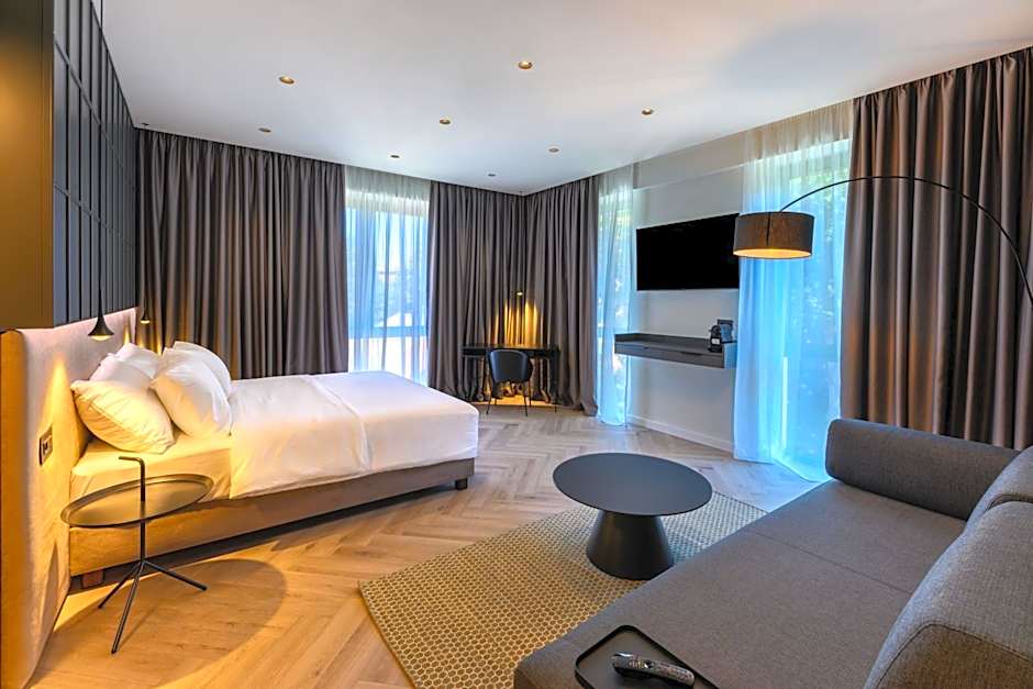 Luna Residence Villa