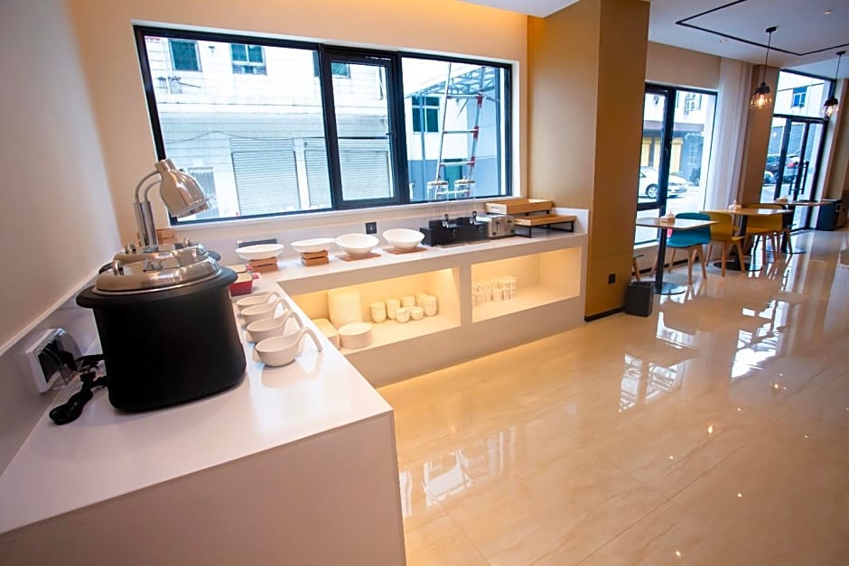 City Comfort Inn Yichang Zigui Three Gorges Dam Binhu