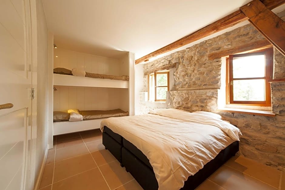 Maison Cimarron – Châteauroux-les-Alpes, VT