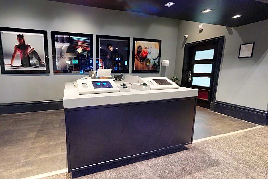 Village Hotel Leeds South