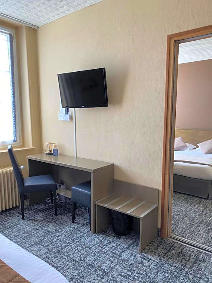 Brit Hotel Le Surcouf
