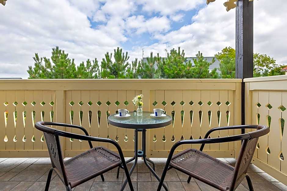 Hotel&Spa Stary Dziwnów basen swimming pool