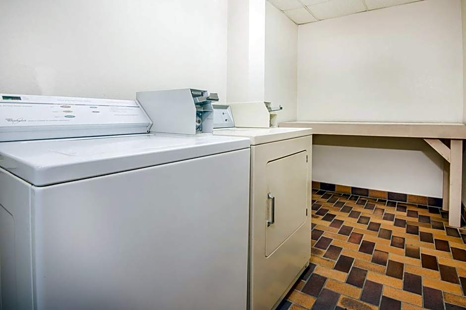 Super 8 by Wyndham Nevada