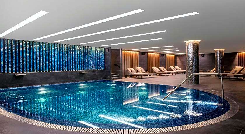 Sheraton Grand Tbilisi Metechi Palace