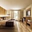 Clarion Pointe