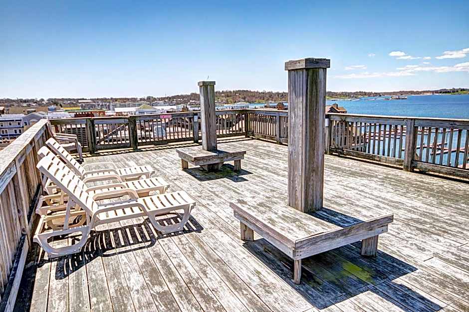 Wyndham Inn on the Harbor