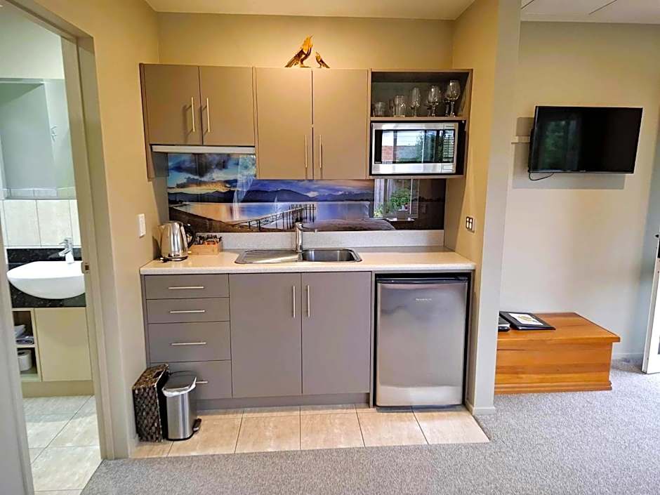 Blue Ridge Studios and Bed & Breakfast