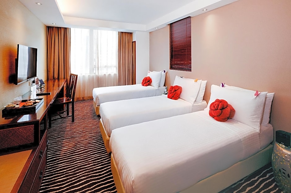 Butterfly on Wellington, Central