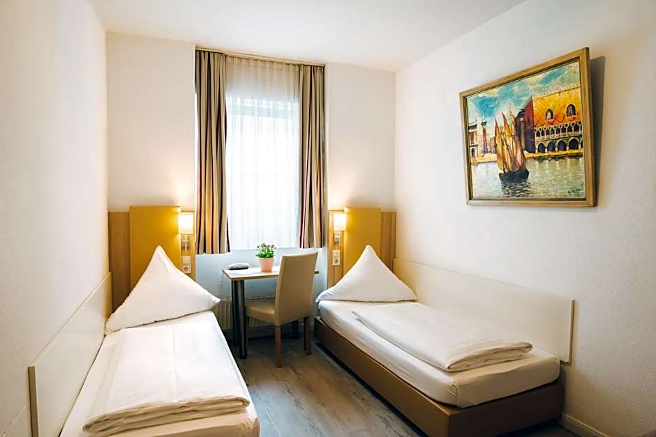 Hotel Domblick Garni