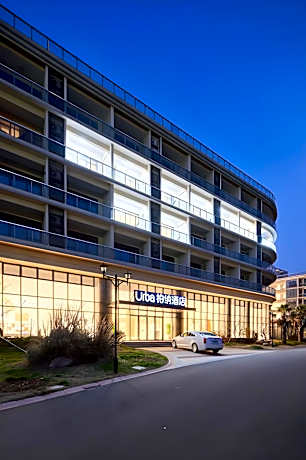Urba Hotel (Shengsi Jihu Beach Branch)