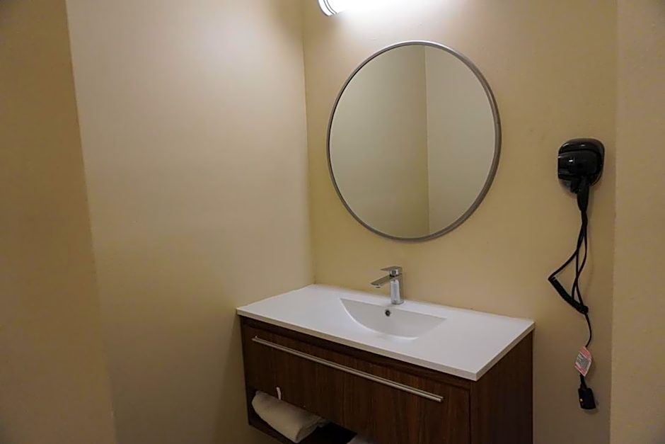 Rose Garden Inn