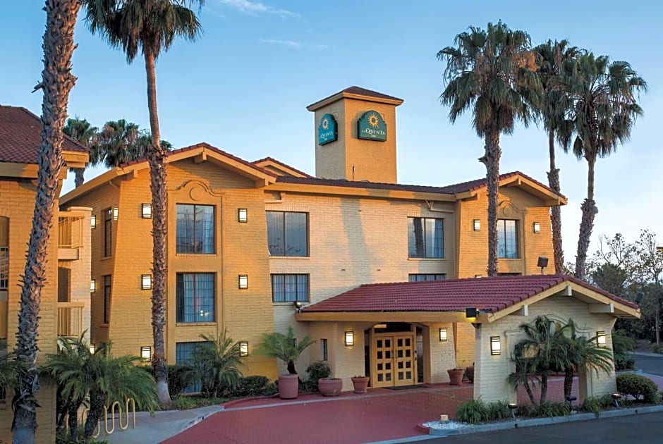 La Quinta Inn & Suites by Wyndham Ventura