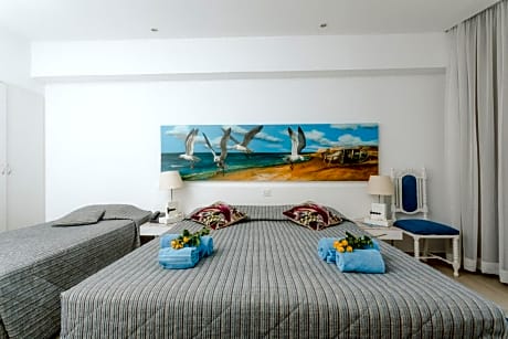 Executive Room with Balcony & City View