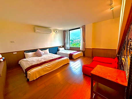 Triple Room with Private Bathroom