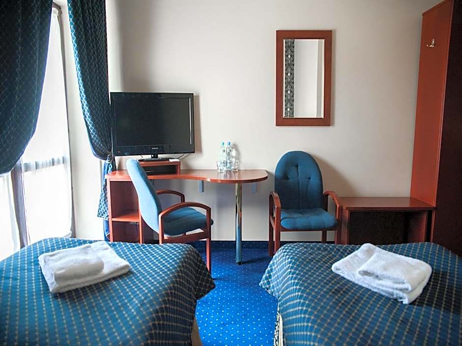 Noce i Dnie Hotel