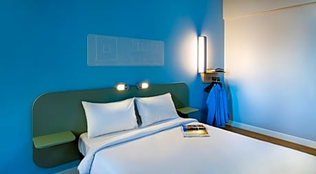 Classic Apartment with One Double Bed