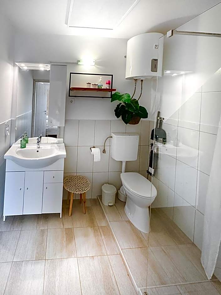 Zen House ADULT ONLY 16plus