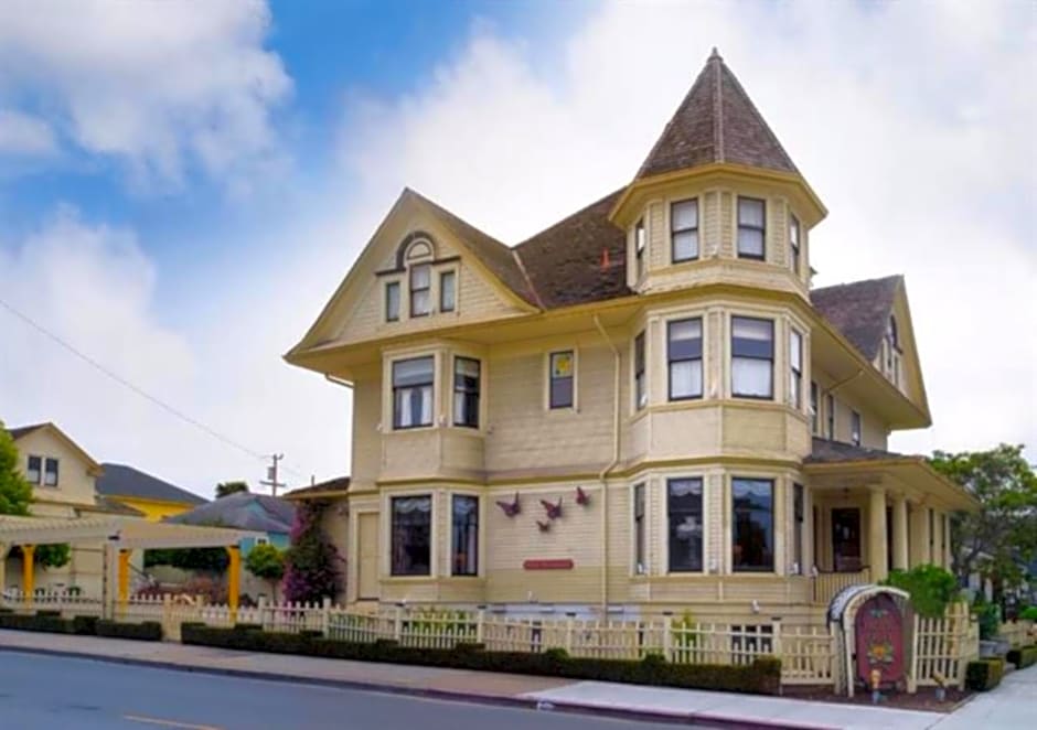 Pacific Grove Inn