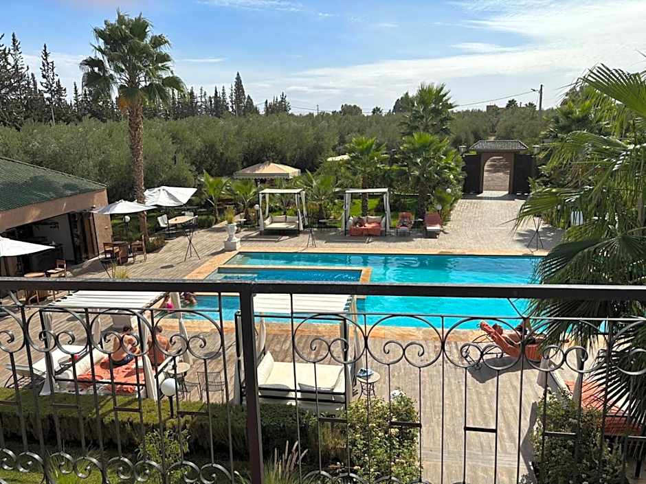 Just V hotel & Spa