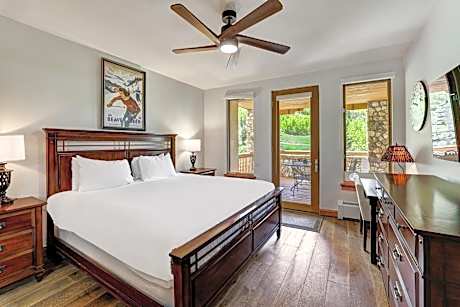 Two-Bedroom Deluxe Apartment