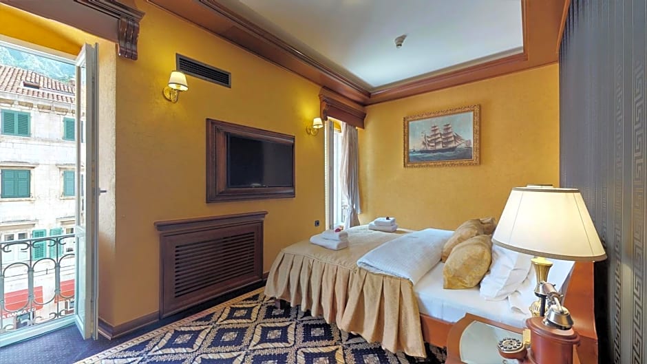 Historic Boutique Hotel Cattaro