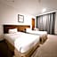 M - Regency Hotel