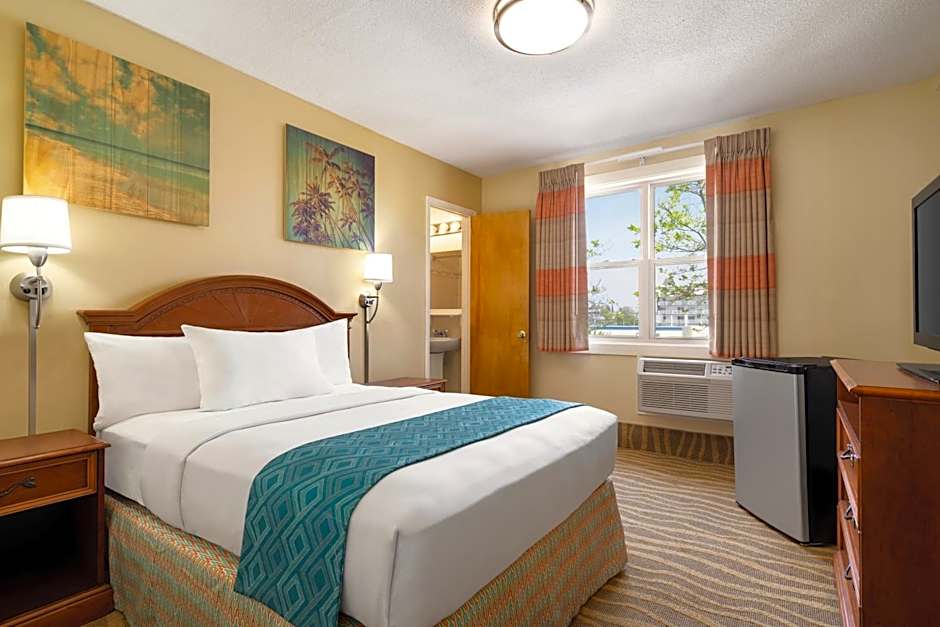 Plim Plaza Hotel