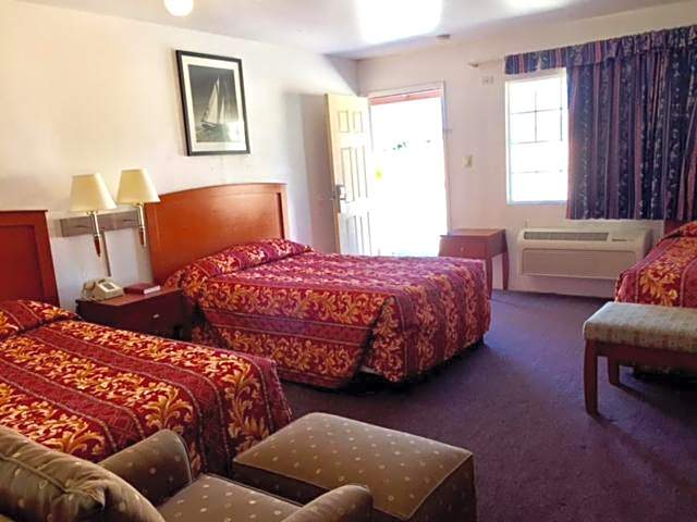 Maple Inn and Suites Los Banos