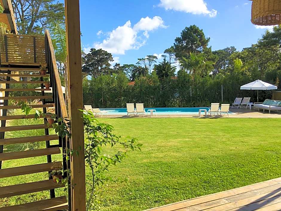 Live Hotel Boutique (Adults only)