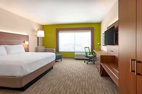 One-Bedroom King Suite