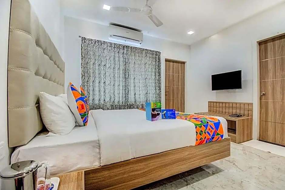Hotel Spring Height