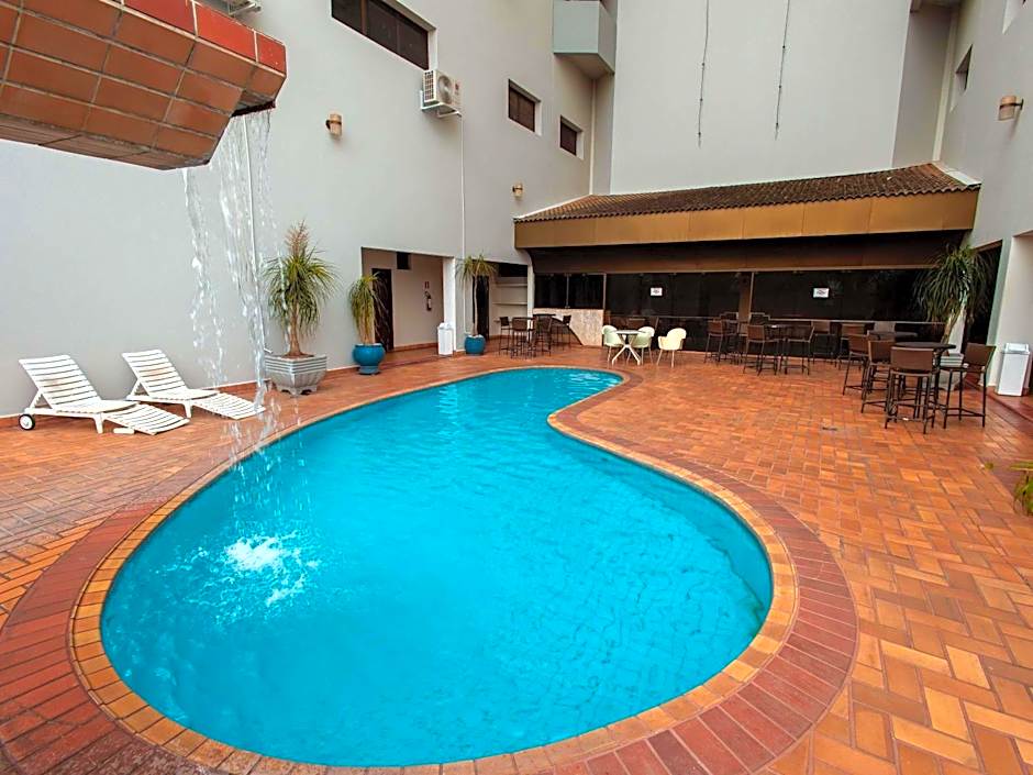 Ibis Styles Presidente Prudente, Portal of the West