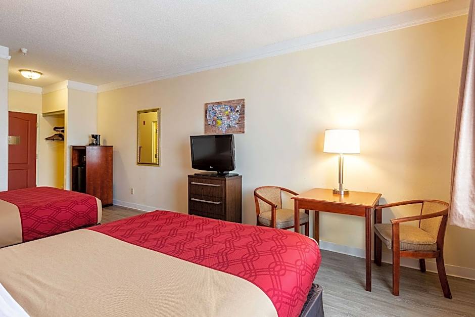 Econo Lodge Inn & Suites Douglasville