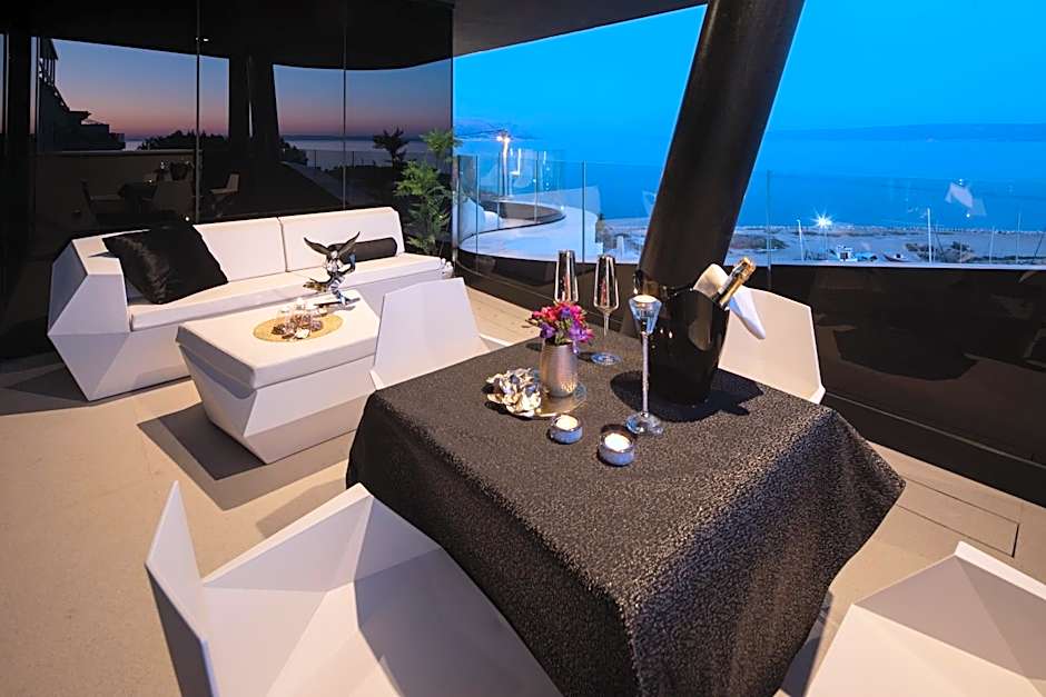 Posh Residence Luxury Suites