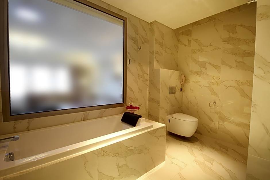 Swan River Hotel (Formerly known as International on the Water Hotel)